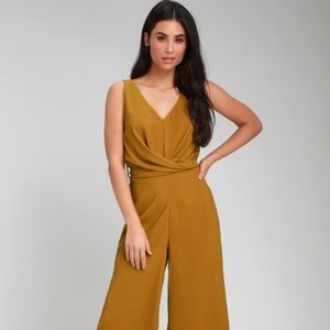 LULUS MUSTARD YELLOW CROPPED JUMPSUIT size S